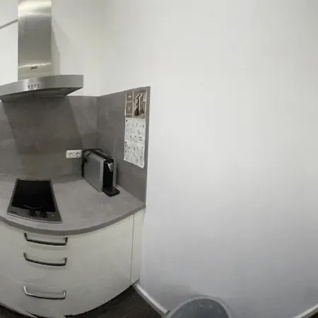 Luxurioese Mit Eigenem Garten *