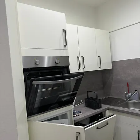 Apartment Luxurioese Mit Eigenem Garten Augsburg