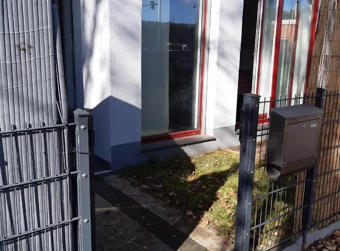 Apartman Luxurioese Mit Eigenem Garten *