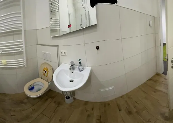 Luxurioese Mit Eigenem Garten Apartman *